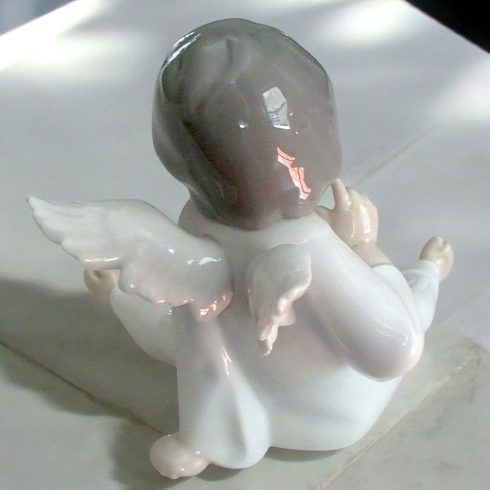 Retired Lladró Cherub Wondering Angel #4962 - Picture 12 of 16